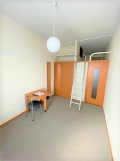 レオパレスグランドール若狭 リビング
