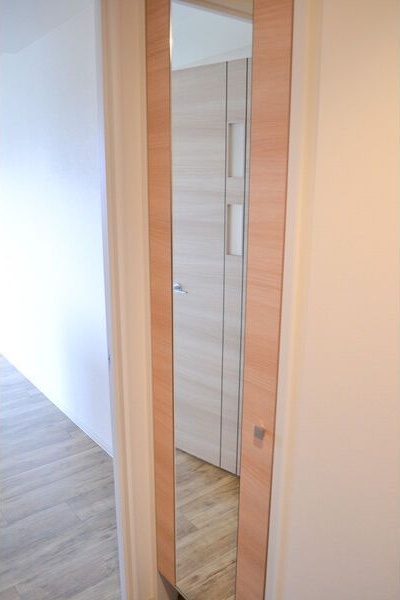 アッパーヴィレッジ栄町 玄関