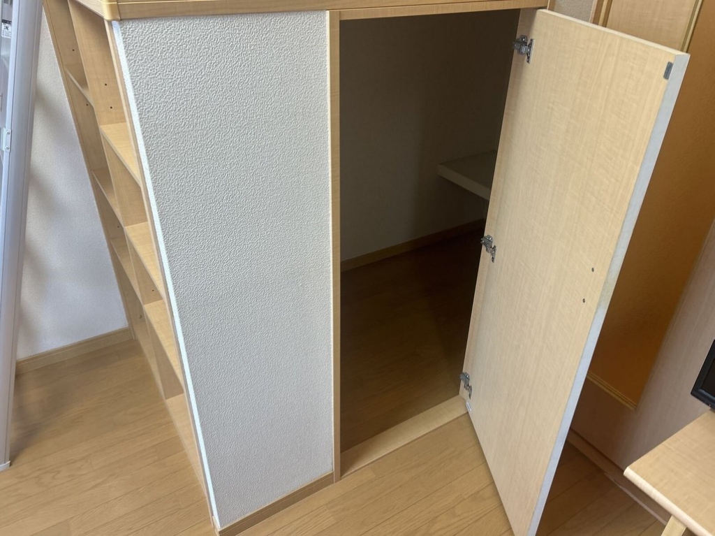 レオパレスア　ボンド その他