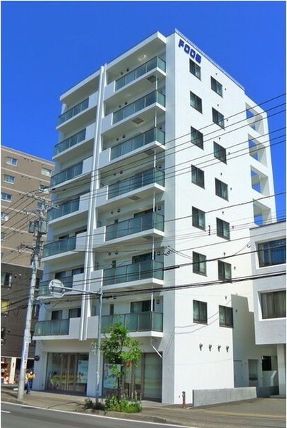 F008 外観