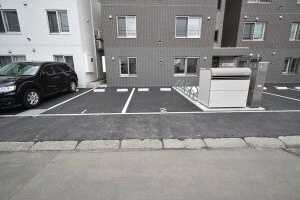ラピスブラオ二十四軒 駐車場