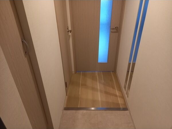 NFPガーデン月寒西 玄関