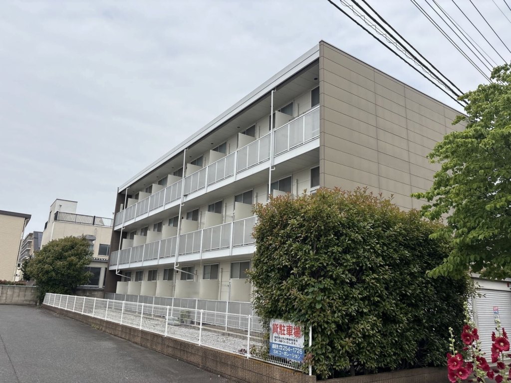 レオパレスヴァンセート 外観
