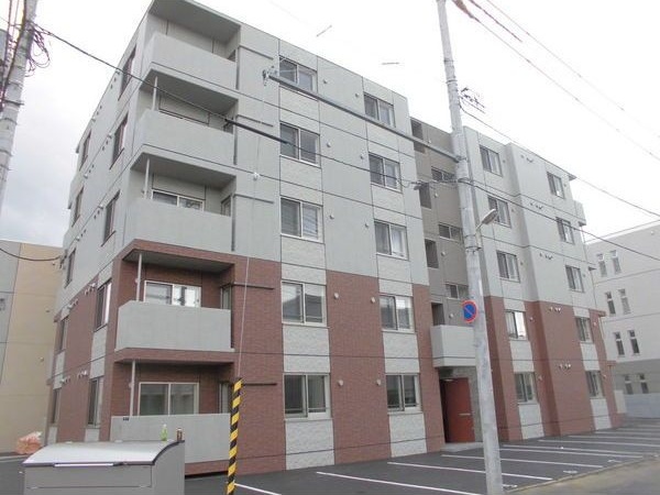 COMSAP24 PARKSIDE 外観