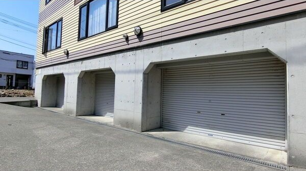 セザンヌⅦ 駐車場