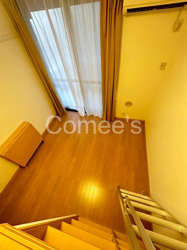 生麦駅前 リビング