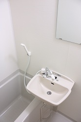 レオパレスパインツリーはうす 風呂画像