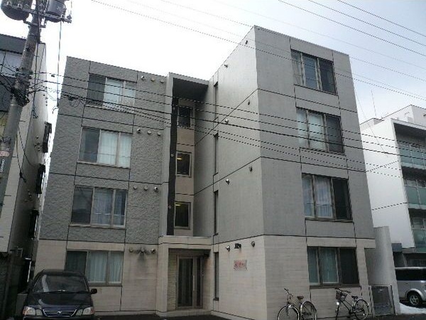 カーサフェリーチェ医大前 外観