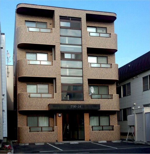 YM・24 外観