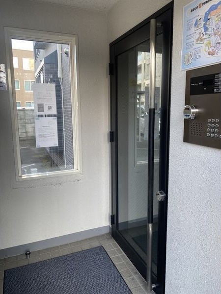 アスティ平岸 エントランス