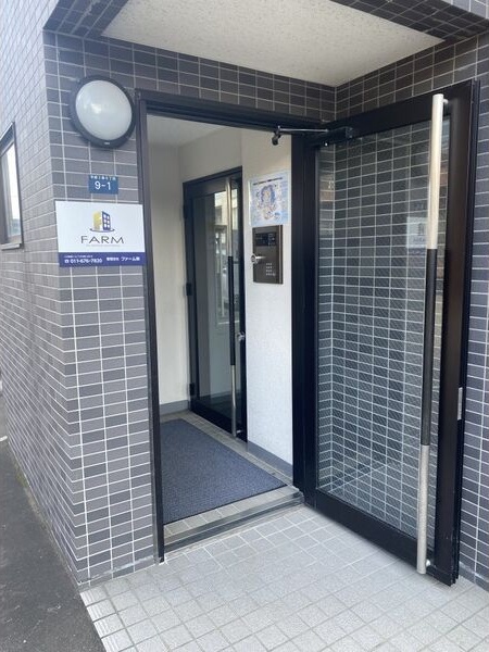 アスティ平岸 エントランス