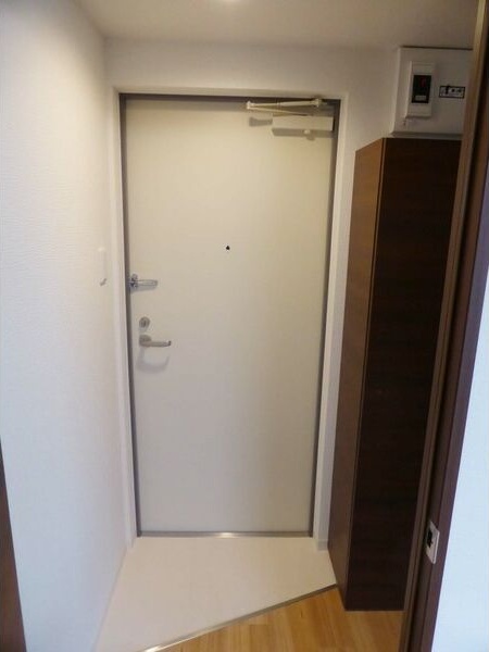 ベルエット二十四軒 玄関