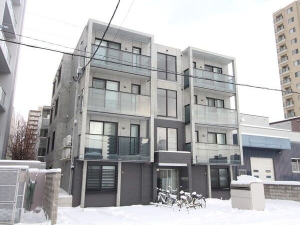 Grandeeイースト札幌(グランディーイースト札幌) 外観