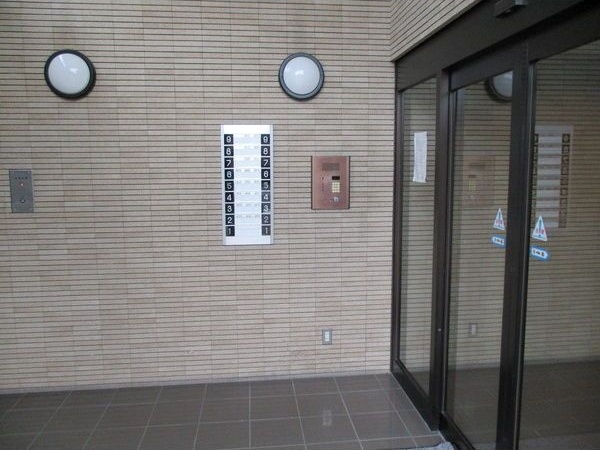 プラザ南伏見 エントランス