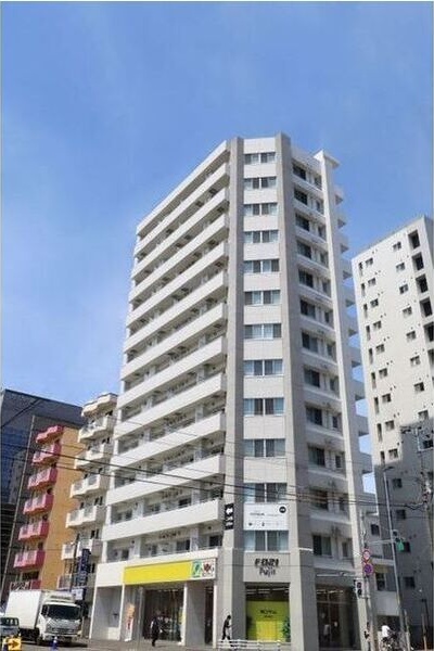 F021 外観