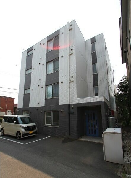 プレシャスハイム発寒南 外観