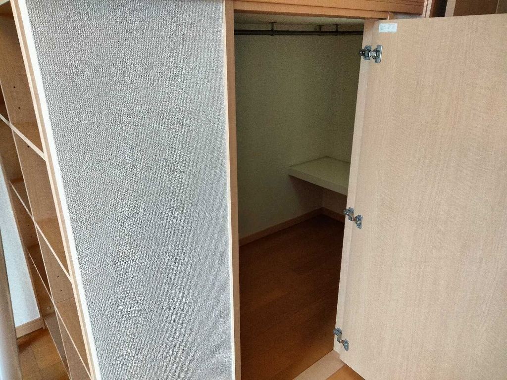 レオパレスモンジュイ その他