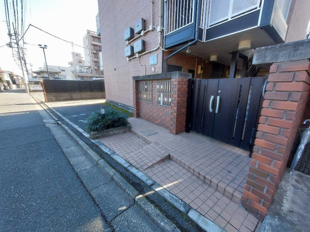 レオパレスゼルコヴァ その他