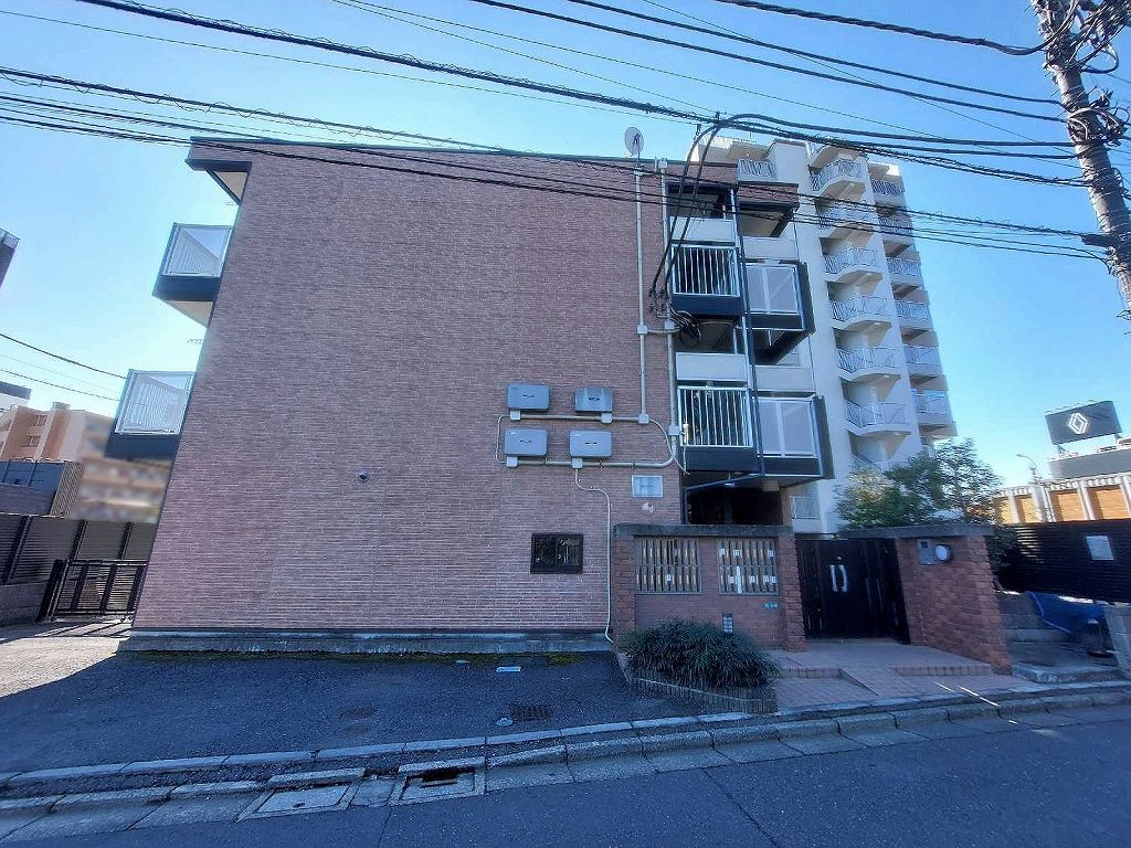 レオパレスゼルコヴァ 外観