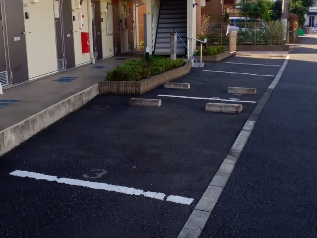 レオネクストユーカリ その他
