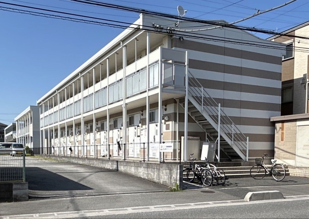 レオパレスＭＯＲＥ 外観