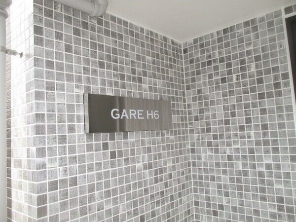 GARE　H6 ロビー