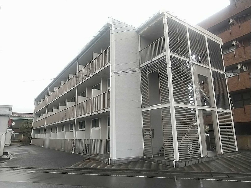 レオパレスブライト 外観