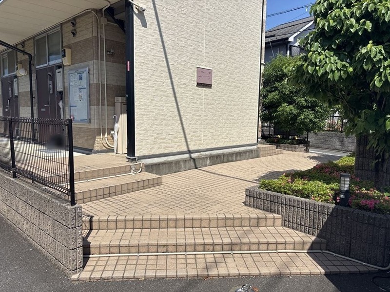 カームＹＯＳＨＩＤＡ エントランス