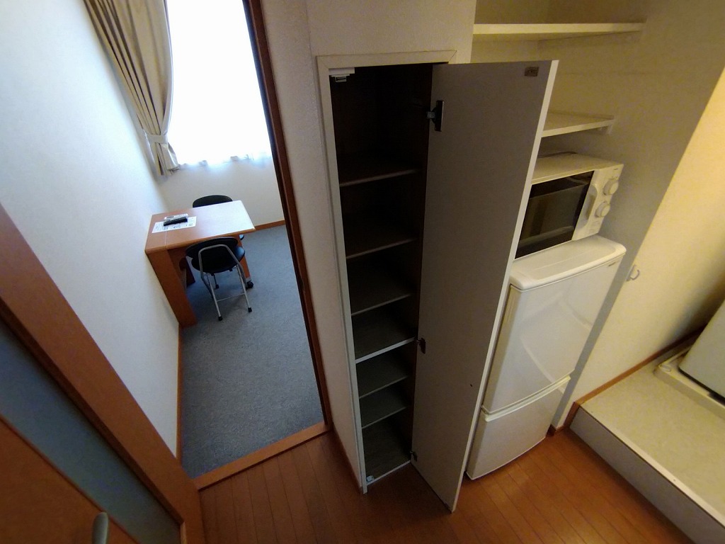レオパレスクヴェレ その他