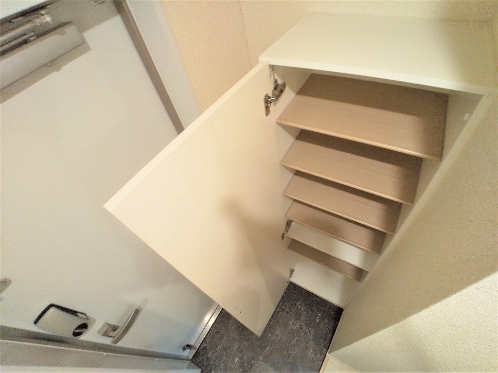 クレイノポスタ その他