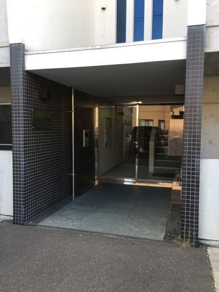 コムズ中の島 エントランス