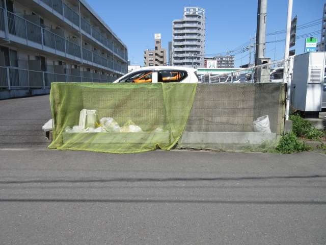 レオパレスエスポワール その他