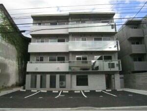 Comodojours13-7 駐車場