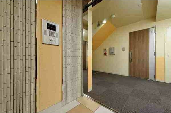 Nuovo Storia motomachi (ヌーボストリア元町) エントランス