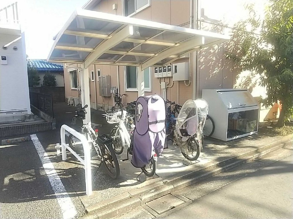 レオパレスメルベージュ その他