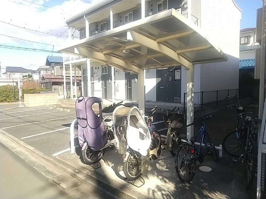 レオパレスメルベージュ その他