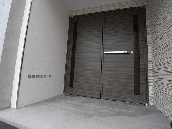 Bambini M(バンビーニM) エントランス