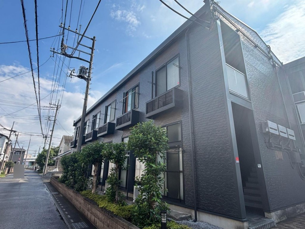 レオパレスレグルス 外観