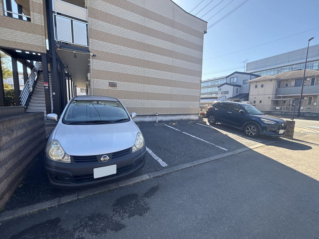 レオパレスコスモス その他