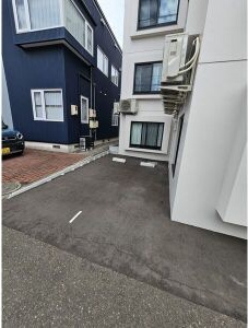 コッペリア 駐車場