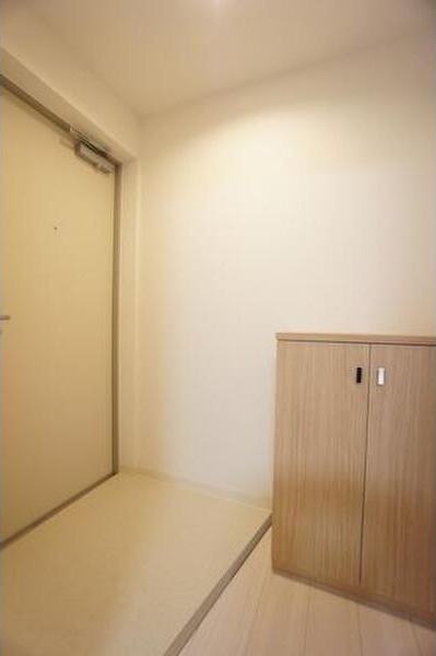 セブンスコート円山 玄関