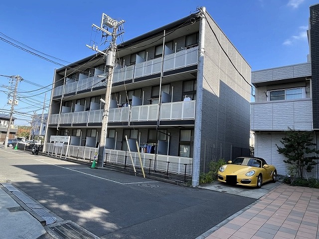 レオパレス向ヶ丘 外観