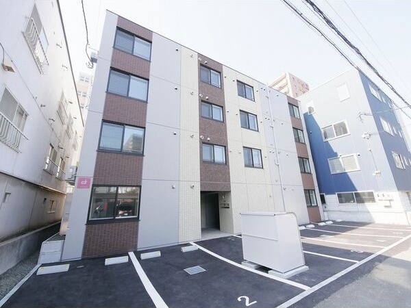 ぴあ南17条 外観