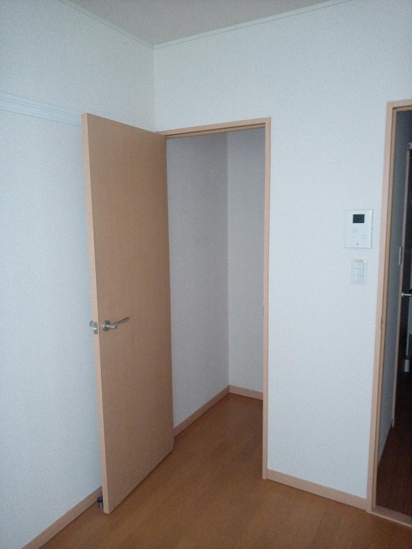 レオパレスセディチ その他