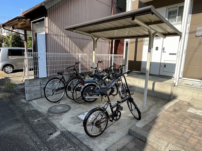 レオパレスカンパネラ その他