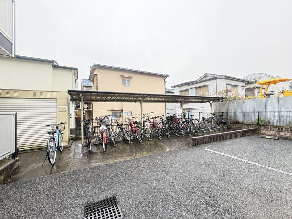 レオパレスリバーパーク その他