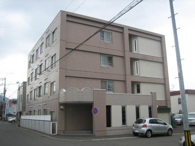 24軒グローリーマンション 外観