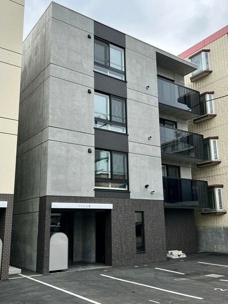 アイル山鼻 外観