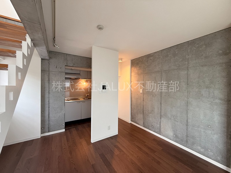 シエールグラン南雪谷STUDIO リビング