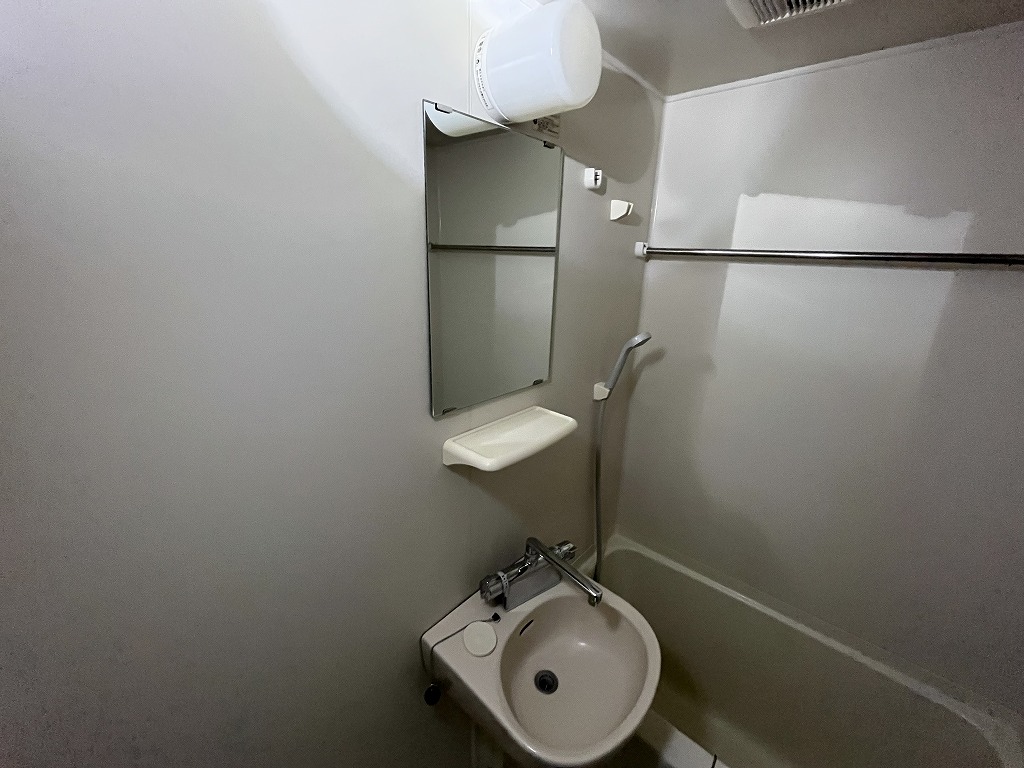 レオパレス英 その他
